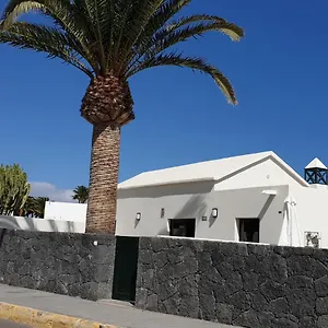 Casa A Primera Linea De Mar , Costa Teguise Spain