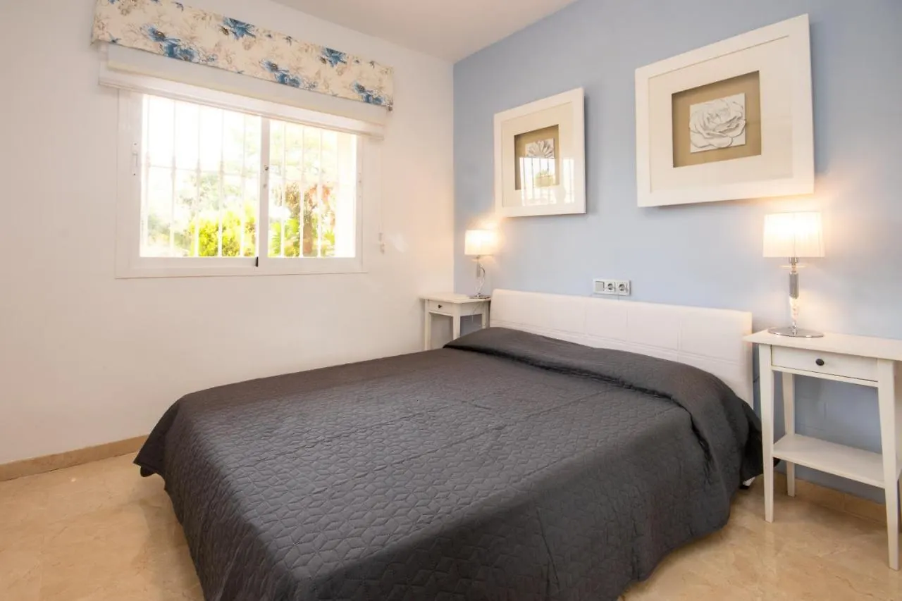 Ground Floor Apartment, Los Jardines De Santa Maria Elviria Marbella